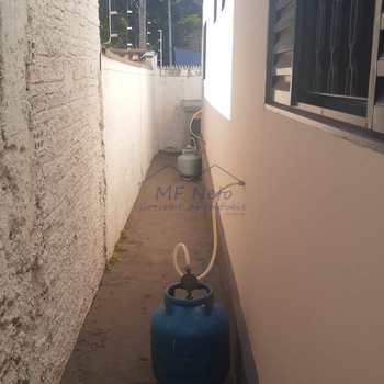 Casa Comercial em Pirassununga, bairro Jardim Eldorado