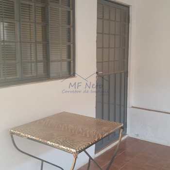 Casa Comercial em Pirassununga, bairro Jardim Eldorado