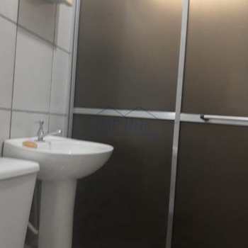 Casa Comercial em Pirassununga, bairro Jardim Eldorado