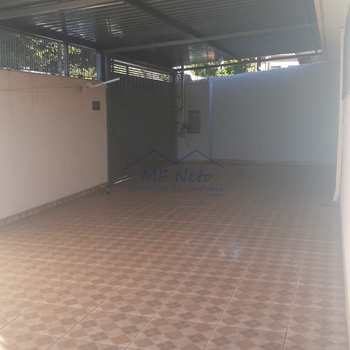 Casa Comercial em Pirassununga, bairro Jardim Eldorado