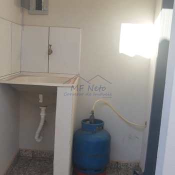 Casa Comercial em Pirassununga, bairro Jardim Eldorado