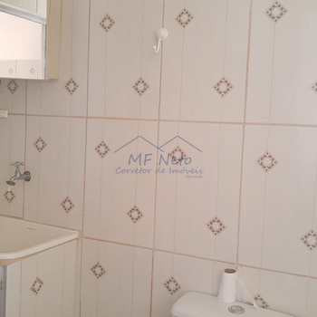 Casa Comercial em Pirassununga, bairro Jardim Eldorado