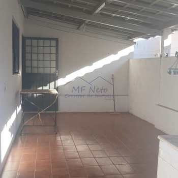 Casa Comercial em Pirassununga, bairro Jardim Eldorado