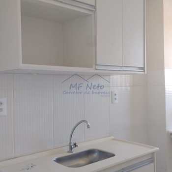 Apartamento em Pirassununga, bairro Residencial Garrovers