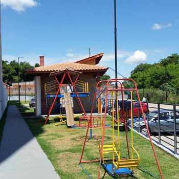 Apartamento em Pirassununga, bairro Residencial Garrovers