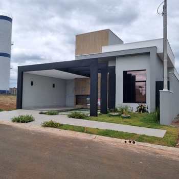 Casa em Pirassununga, bairro Residencial Bouganville Sabiá