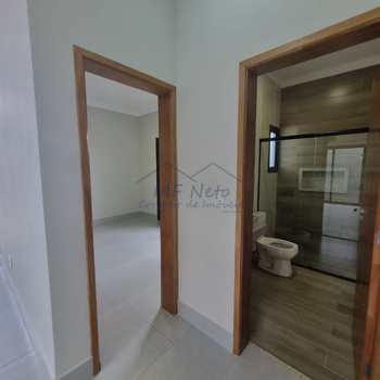 Casa em Pirassununga, bairro Residencial Bouganville Sabiá
