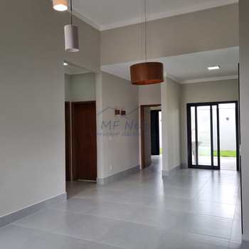 Casa em Pirassununga, bairro Residencial Bouganville Sabiá