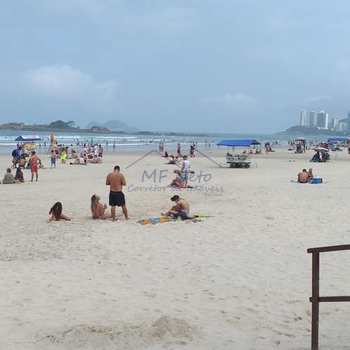 Apartamento em Guarujá, bairro Vila Maia