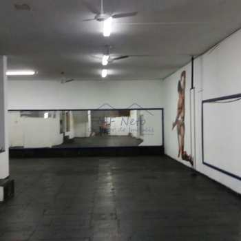 Prédio Comercial em Pirassununga, bairro Centro
