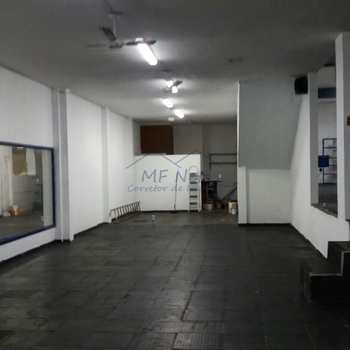 Prédio Comercial em Pirassununga, bairro Centro