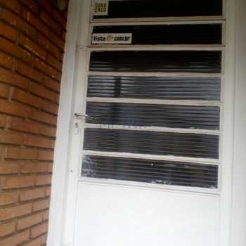 Prédio Comercial em Pirassununga, bairro Centro