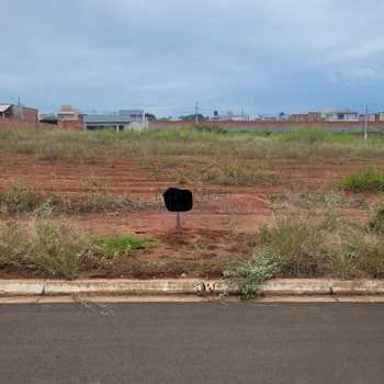 Terreno em Pirassununga, bairro Jardim Maitê