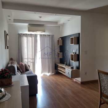 Apartamento em Pirassununga, bairro Centro