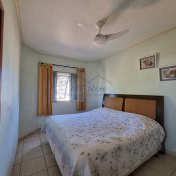 Casa em Pirassununga, bairro Cidade Jardim