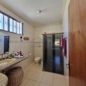 Casa em Pirassununga, bairro Cidade Jardim