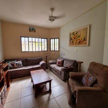 Casa em Pirassununga, bairro Cidade Jardim