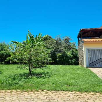 Casa em Pirassununga, bairro Cidade Jardim