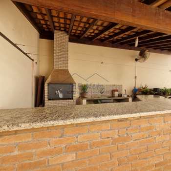 Casa em Pirassununga, bairro Cidade Jardim