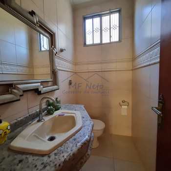 Casa em Pirassununga, bairro Cidade Jardim