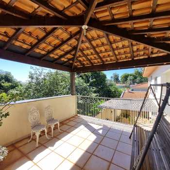 Casa em Pirassununga, bairro Cidade Jardim