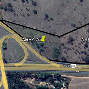 Área Comercial em Pirassununga, bairro Jardim Primavera