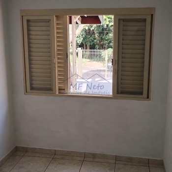 Casa em Pirassununga, bairro Jardim Elite