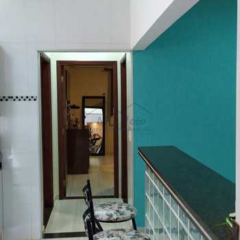 Casa em Pirassununga, bairro Residencial Ilha do Sol