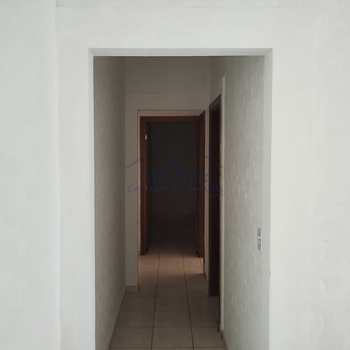 Casa em Pirassununga, bairro Parque Clayton Malaman
