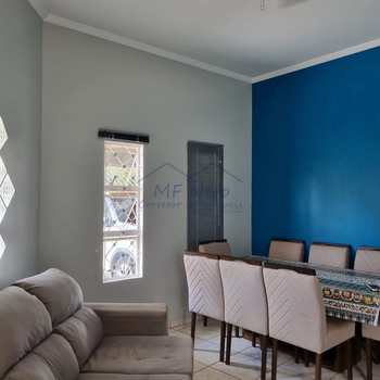 Casa em Pirassununga, bairro Jardim Europa