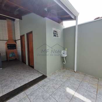 Casa em Pirassununga, bairro Jardim Europa