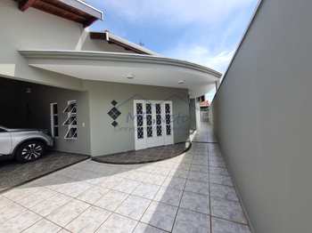Casa, código 10133625 em Pirassununga, bairro Jardim Europa