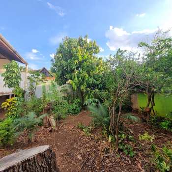 Casa em Pirassununga, bairro Jardim Carlos Gomes