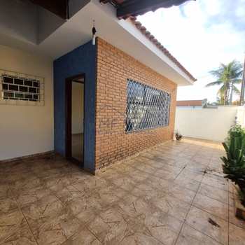 Casa em Pirassununga, bairro Jardim Carlos Gomes