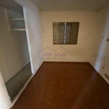 Casa em Pirassununga, bairro Vila Santa Terezinha