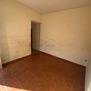 Casa em Pirassununga, bairro Vila Santa Terezinha