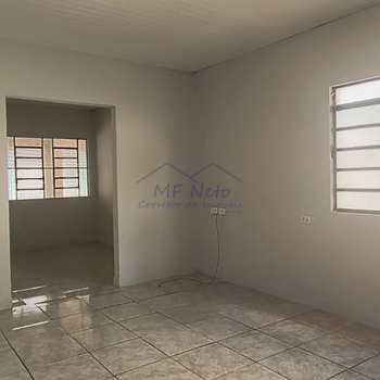 Casa em Pirassununga, bairro Vila Pinheiro