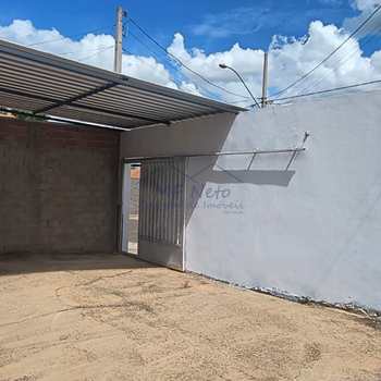 Casa em Pirassununga, bairro Parque Terras de Santa Maria