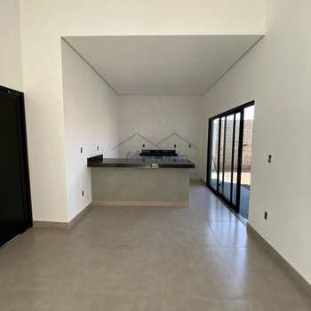 Casa em Pirassununga, bairro Jardim Ament