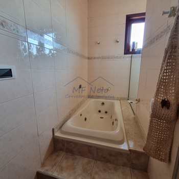 Casa em Pirassununga, bairro Vila Steola