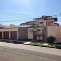 Casa em Pirassununga, bairro Vila Steola