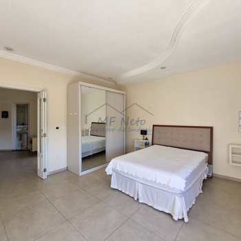 Casa em Pirassununga, bairro Vila Steola