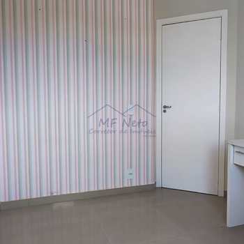 Apartamento em Pirassununga, bairro Vila Santa Terezinha