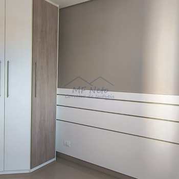 Apartamento em Pirassununga, bairro Vila Santa Terezinha