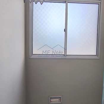 Apartamento em Pirassununga, bairro Vila Santa Terezinha