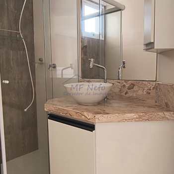 Apartamento em Pirassununga, bairro Vila Santa Terezinha