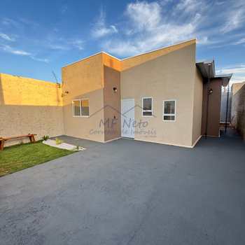 Casa em Pirassununga, bairro Terrazul Ba
