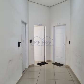 Sala Comercial em Pirassununga, bairro Centro Empresarial Painguás