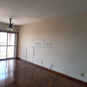 Apartamento em Pirassununga, bairro Centro