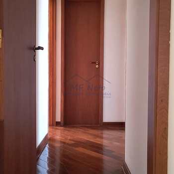 Apartamento em Pirassununga, bairro Centro